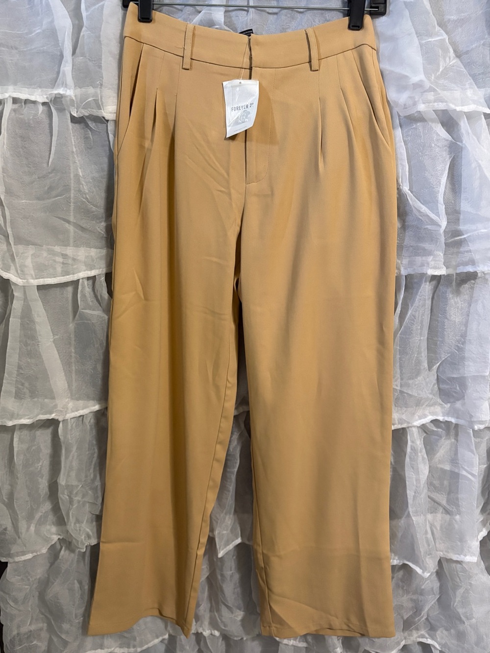 Forever 21 Womenâs Pleated Wide-Leg Dress Pants - Camel